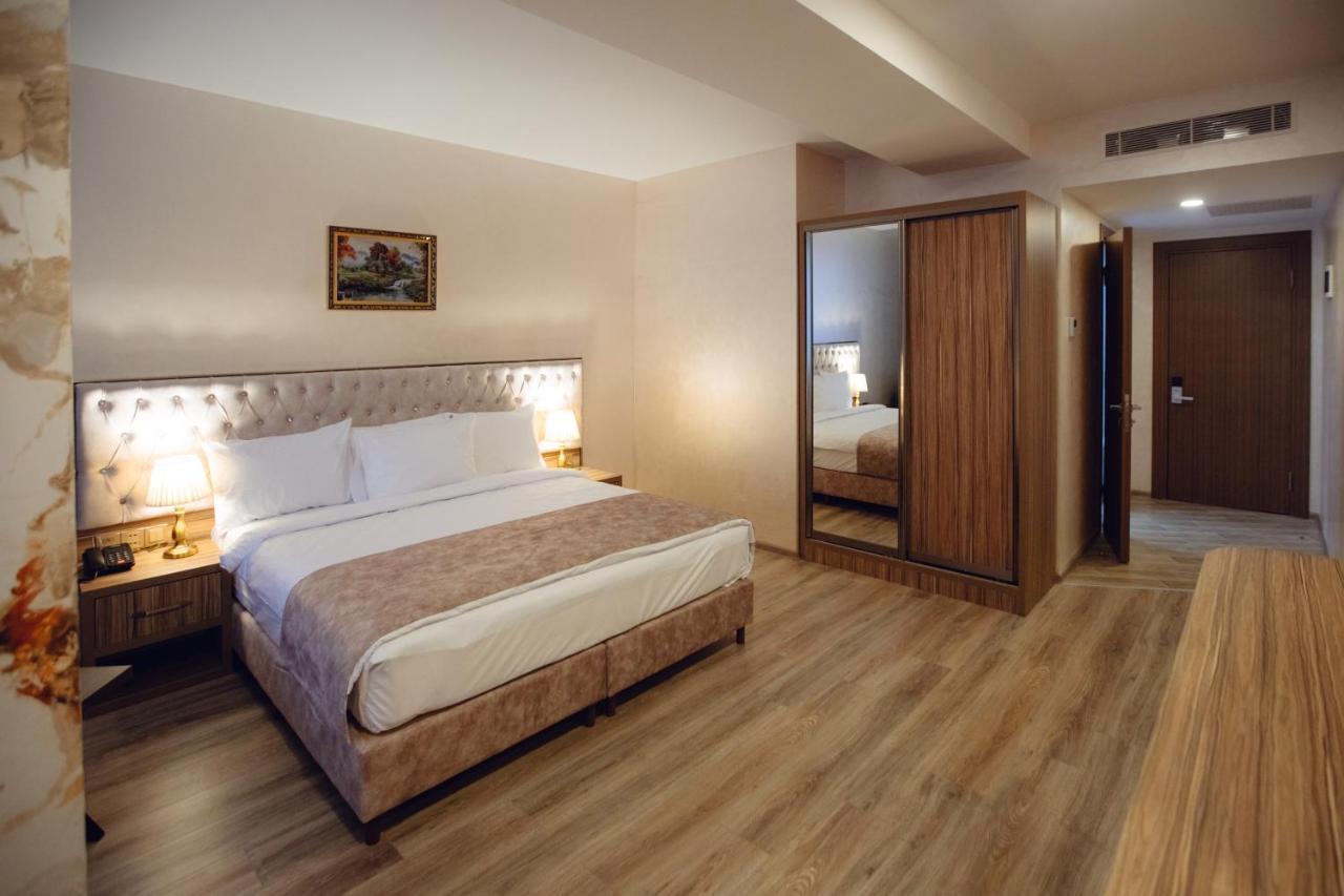 La Corne Hotel Baku Exterior photo