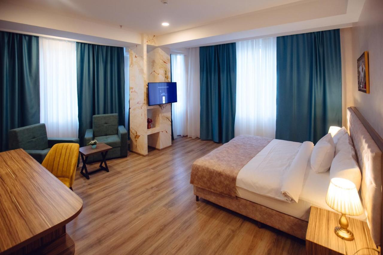 La Corne Hotel Baku Exterior photo